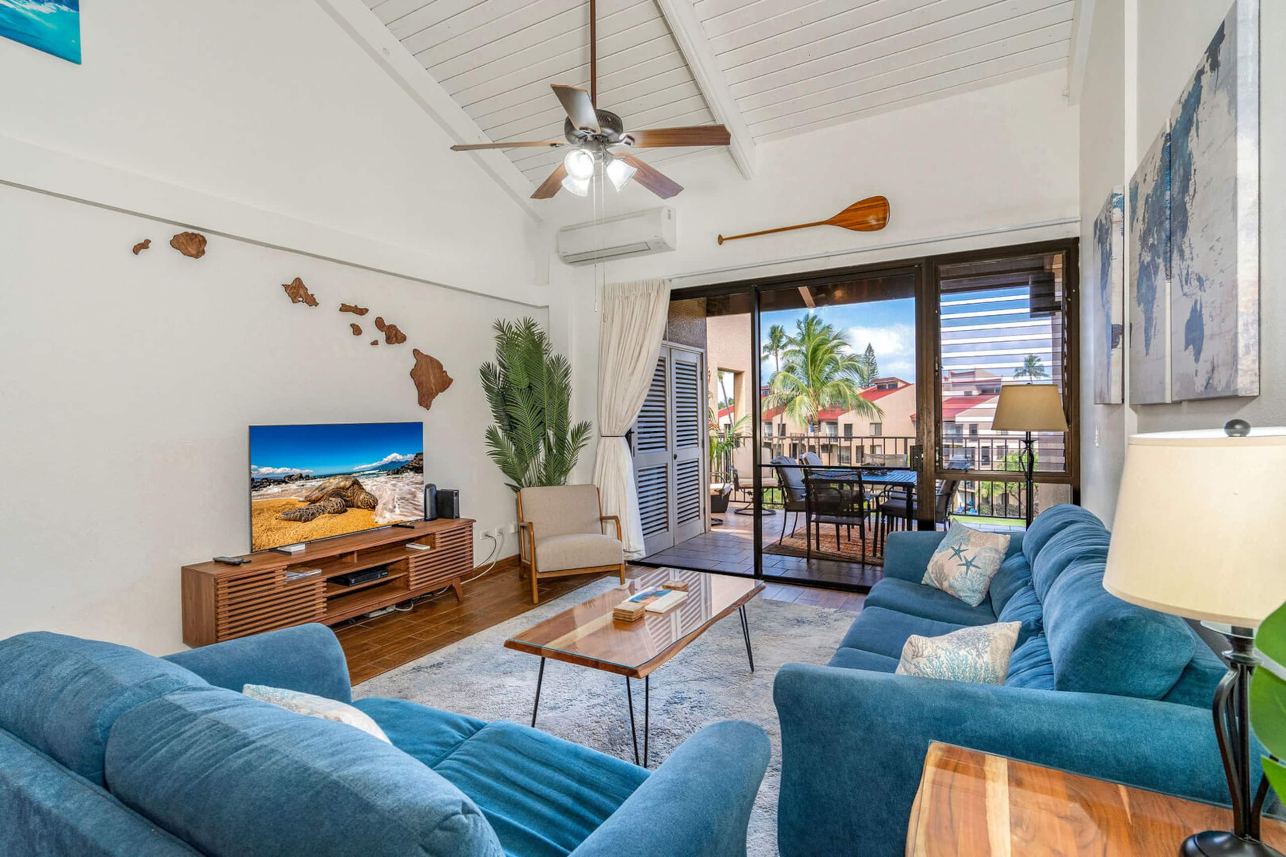 Condo in Kihei · ★5.0 · 2 bedrooms · 3 beds · 2 private baths - Image 11
