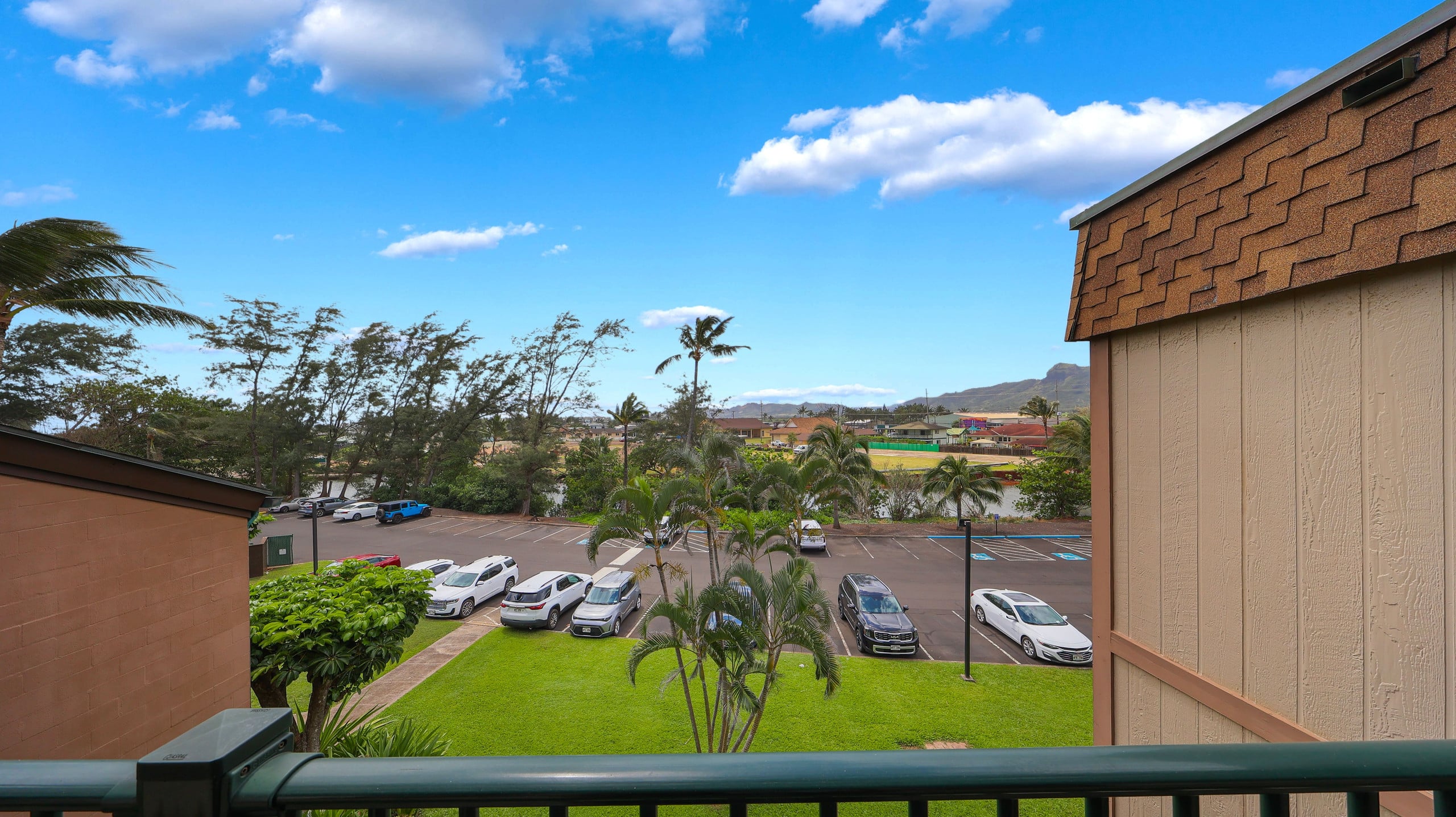 Condo in Kapaa · ★4.69 · 1 bedroom · 2 beds · 1 shared bath - Image 14