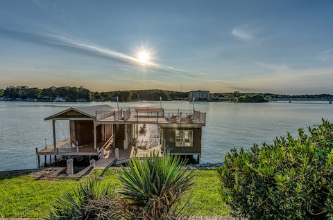 Paradise - Private Pool / Pet-Friendly / Firepit