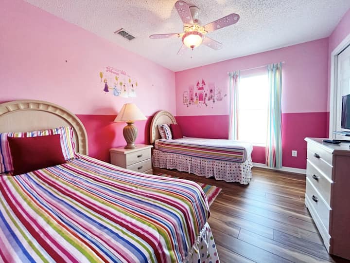 16-Princess Twins.jpg