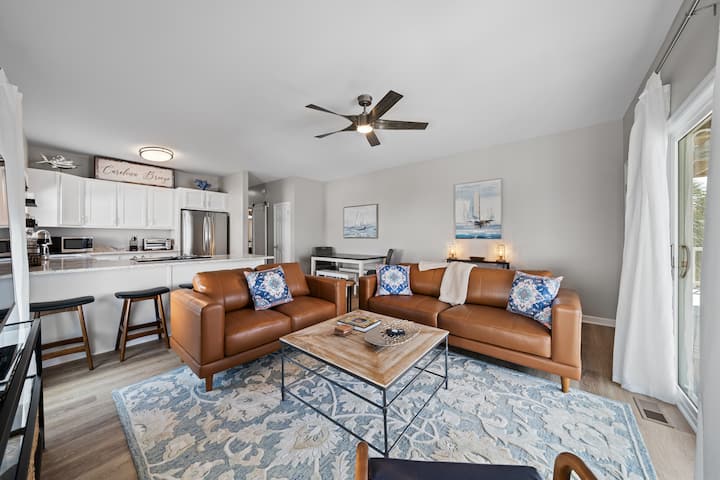 Carolina Breeze By Carolina Getaway - Carolina Beach, NC