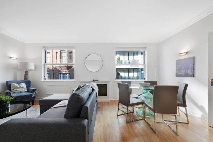 Mayfair Mews Apartment- 2 Bed (2) gallery image 5