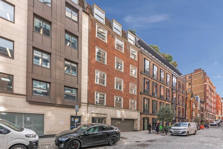 Mayfair Mews Apartment- 2 Bed (4) gallery image 3