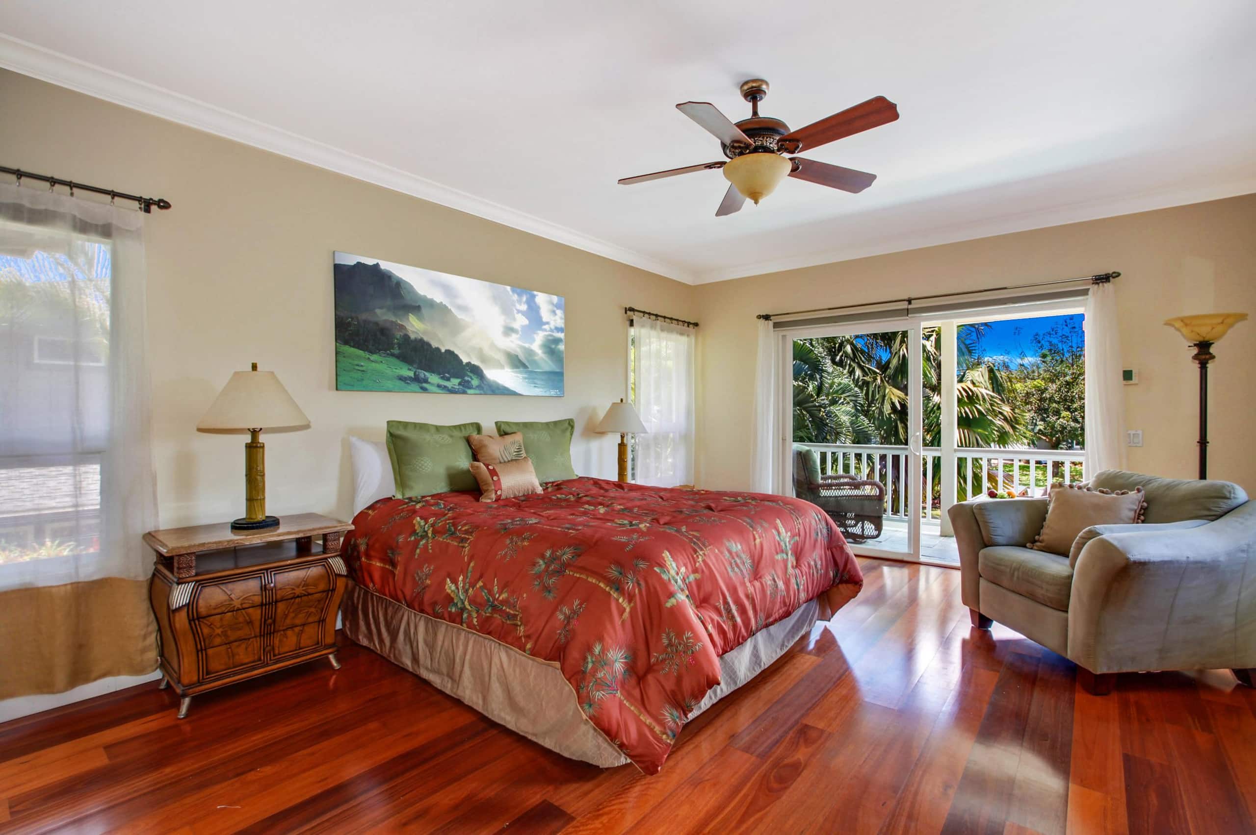 Home in Princeville · ★4.64 · 4 bedrooms · 5 beds · 3.5 private baths - Image 9