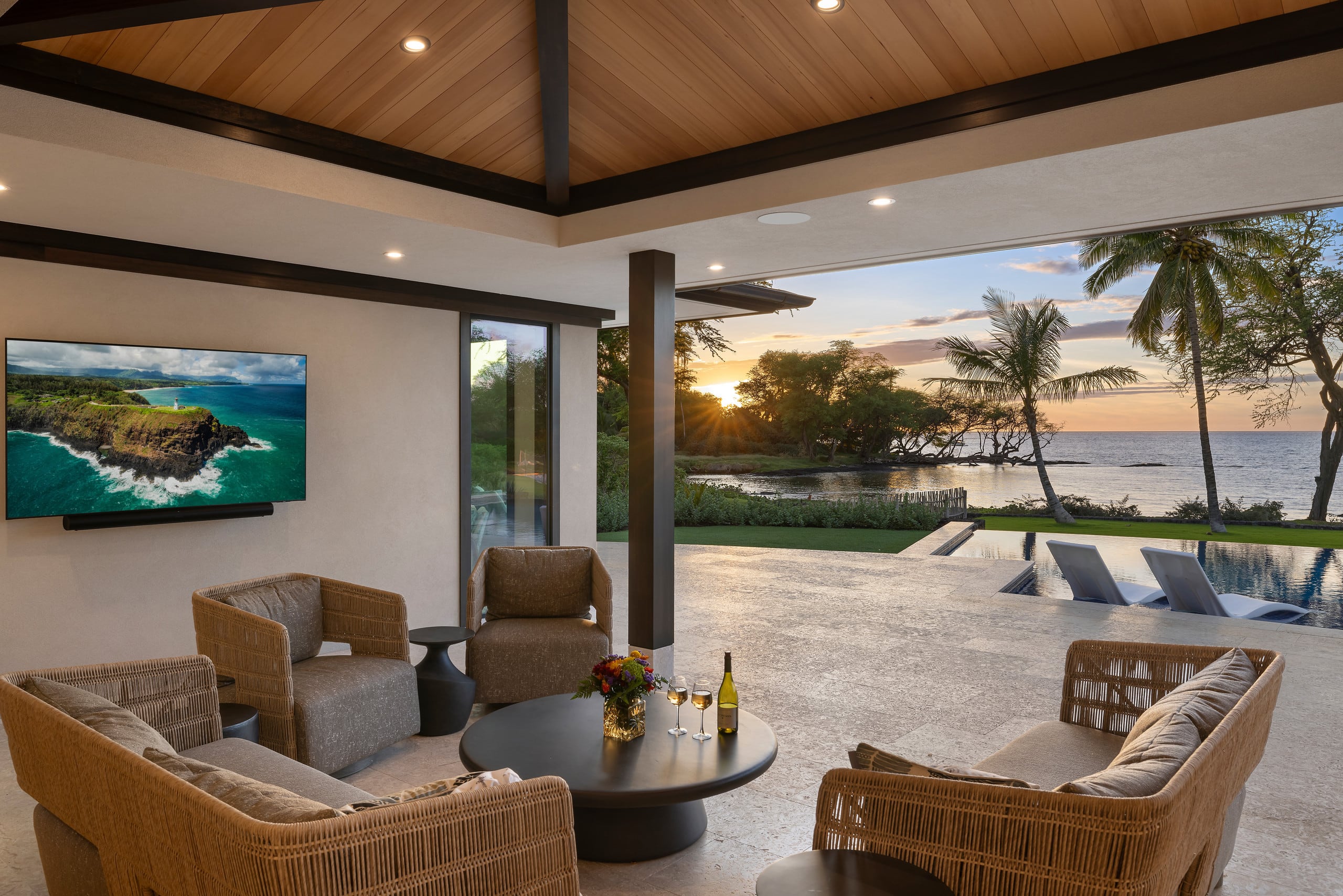 Home in Waimea · ★4.67 · 4 bedrooms · 5 beds · 4.5 baths - Image 13