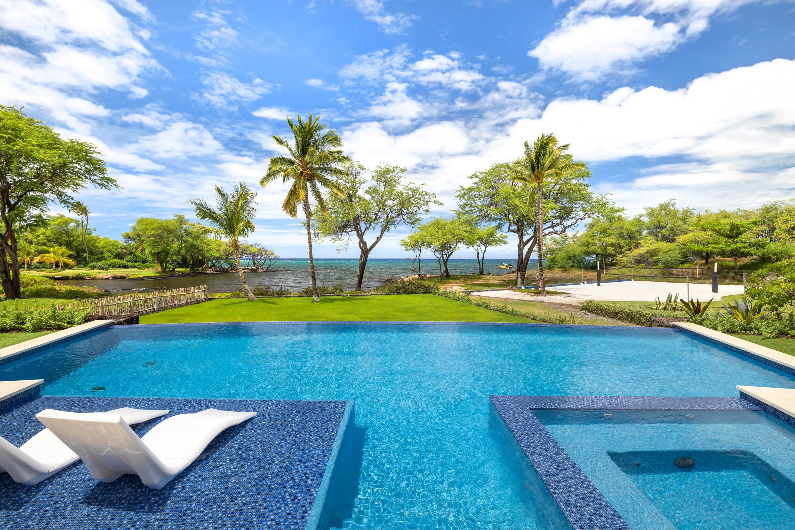 Home in Waimea · ★4.67 · 4 bedrooms · 5 beds · 4.5 baths - Image 20