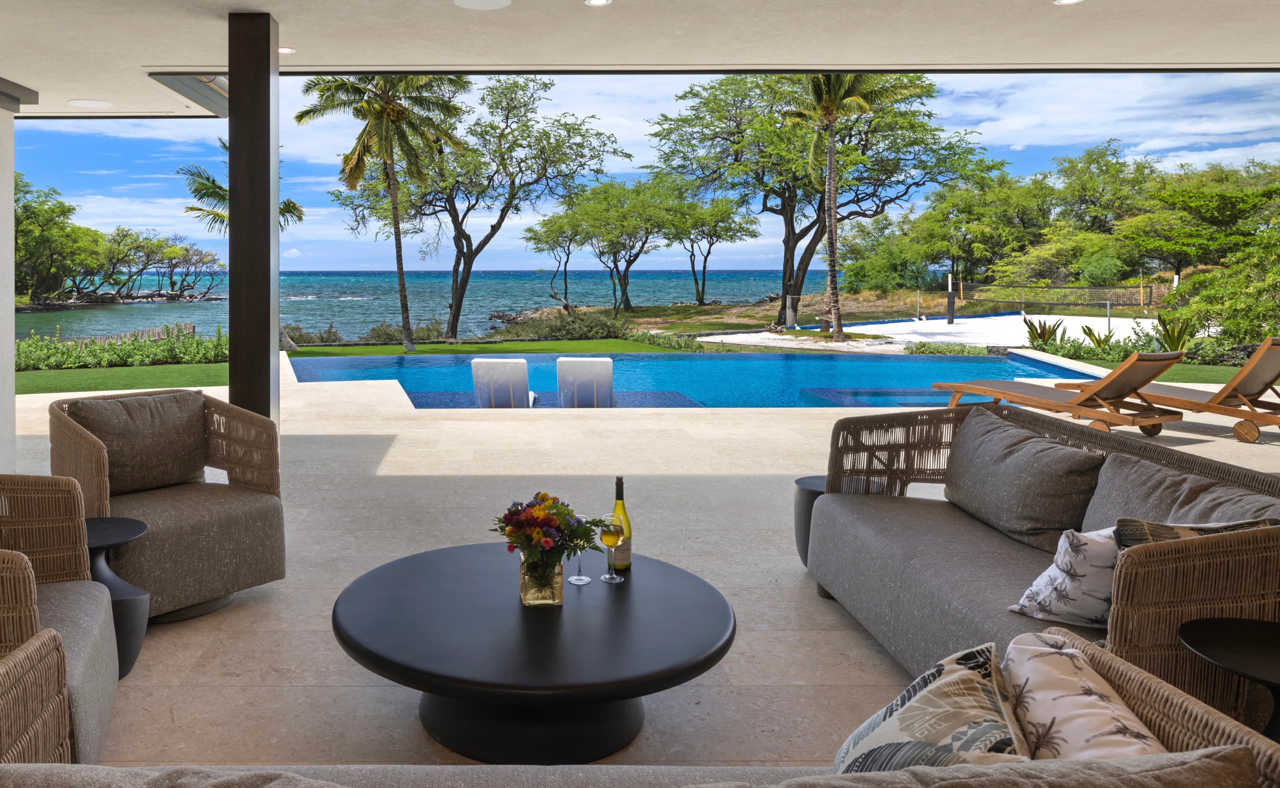 Home in Waimea · ★4.67 · 4 bedrooms · 5 beds · 4.5 baths - Image 5