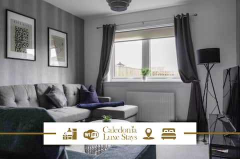 Snug Modern Home in Livingston