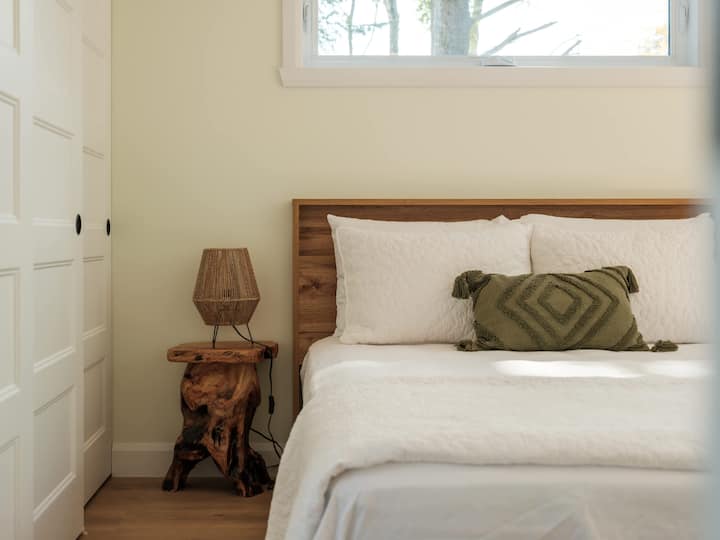 Pre váš pobyt je k dispozícii manželská posteľ.