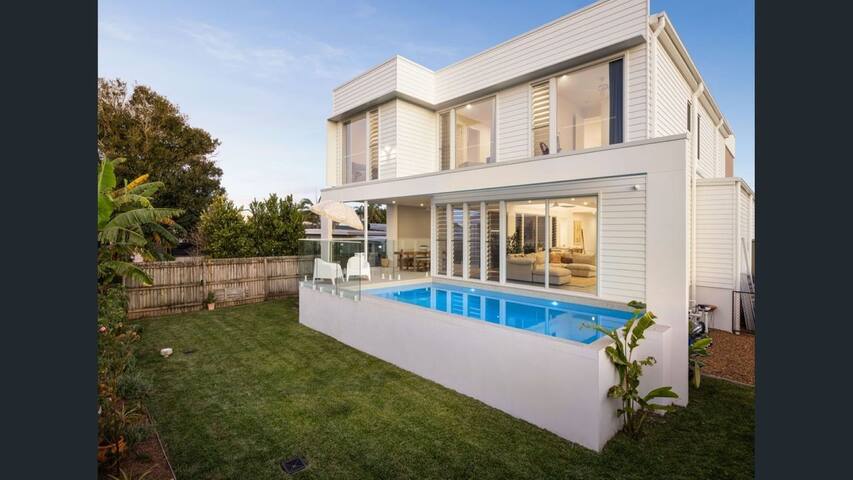 47 Theresa Street Golden Beach gallery image 3