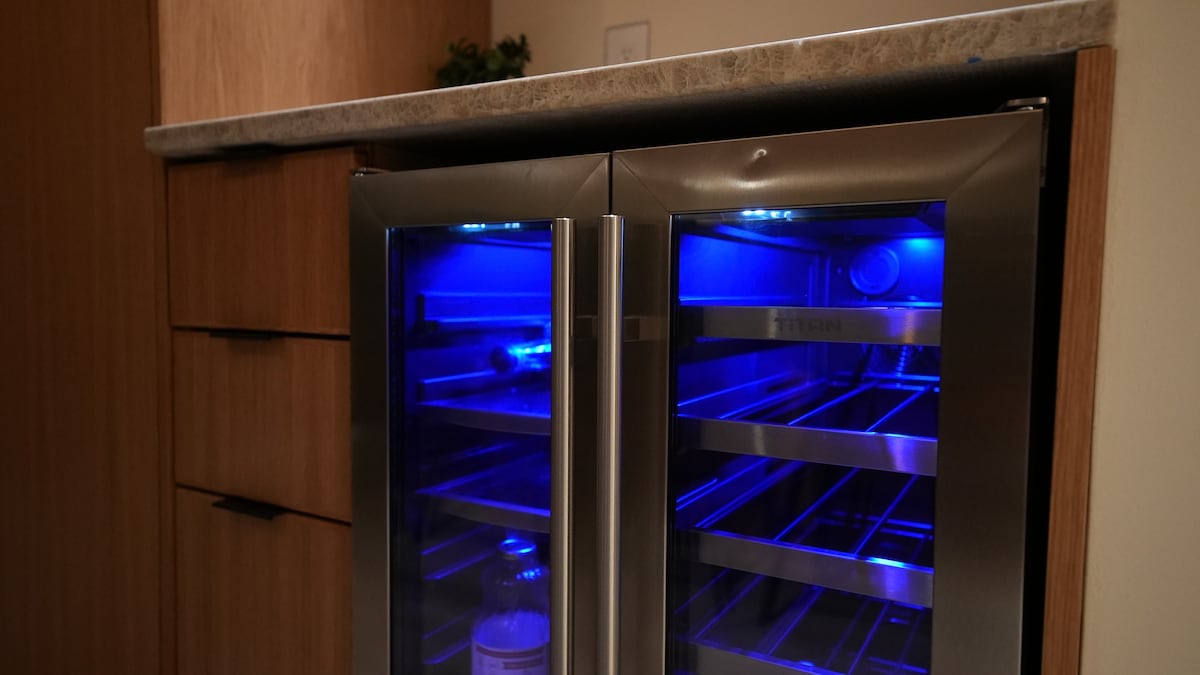 Relaxing Wellness Escape with Sauna & Cold Plunge