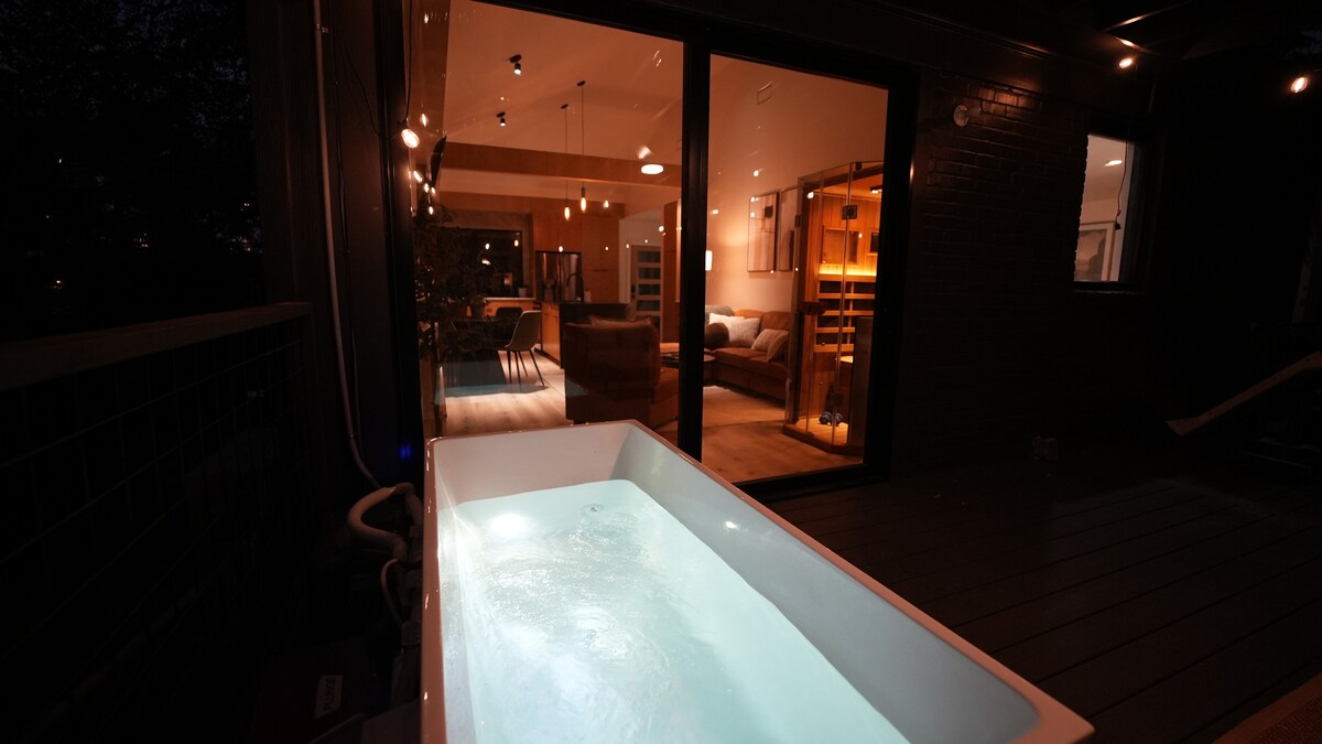 Relaxing Wellness Escape with Sauna & Cold Plunge