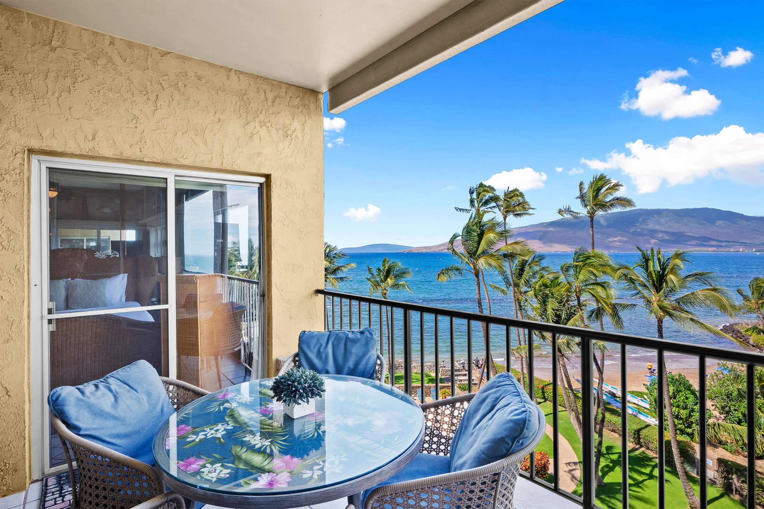 Condo in Kihei · ★4.6 · 2 bedrooms · 4 beds · 2 private baths - Image 9