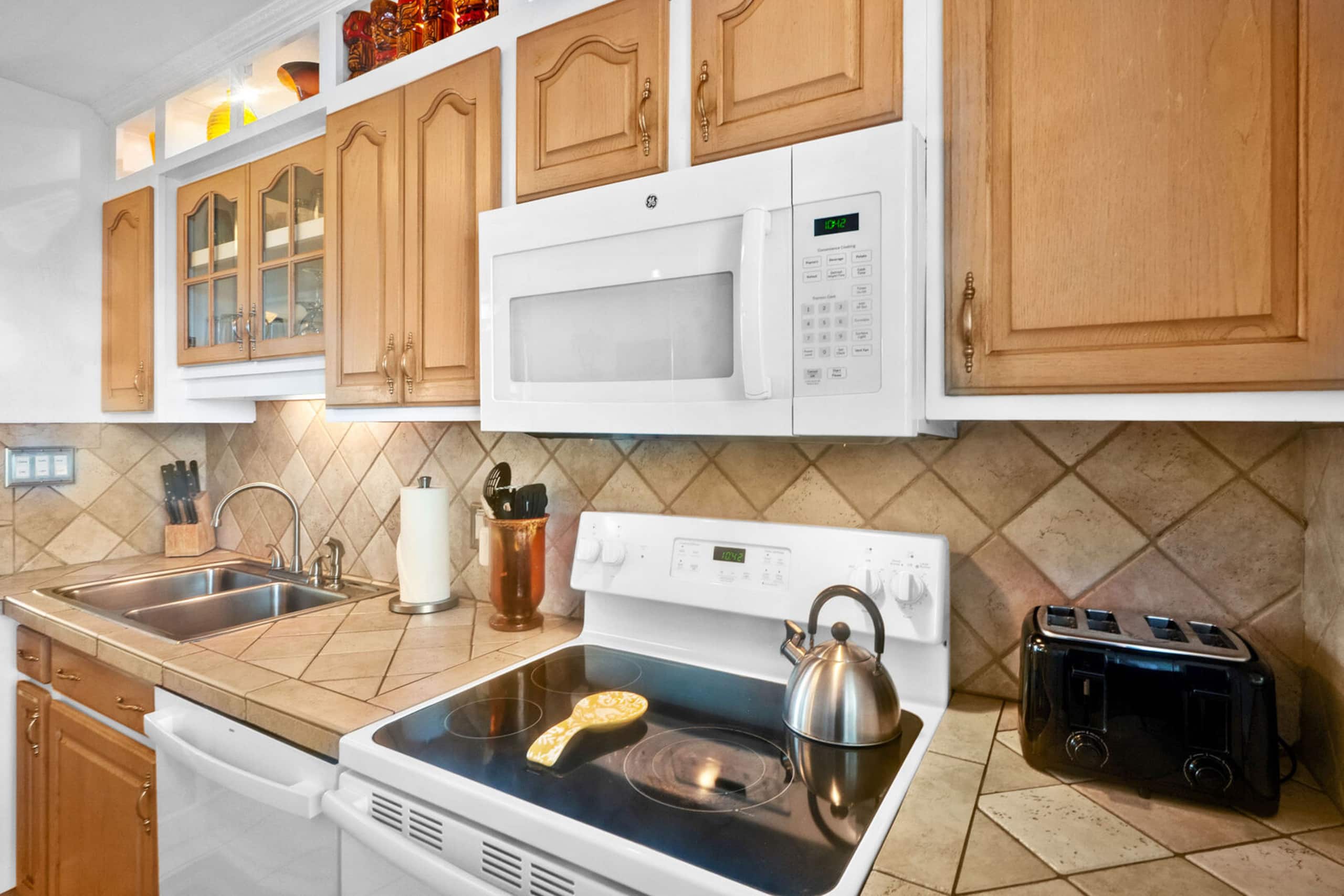 Condo in Kihei · ★4.6 · 2 bedrooms · 4 beds · 2 private baths - Image 24