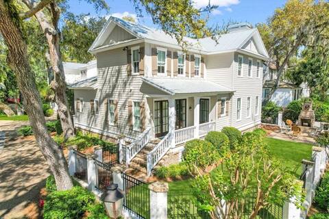 Village Paradise - Enjoy Island living at its