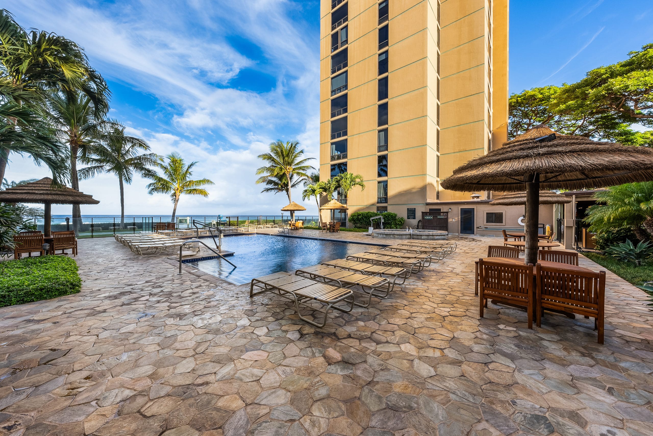 Mahana 1119 Summer Fun at Luxurious OceanFront 2BD - Image 41