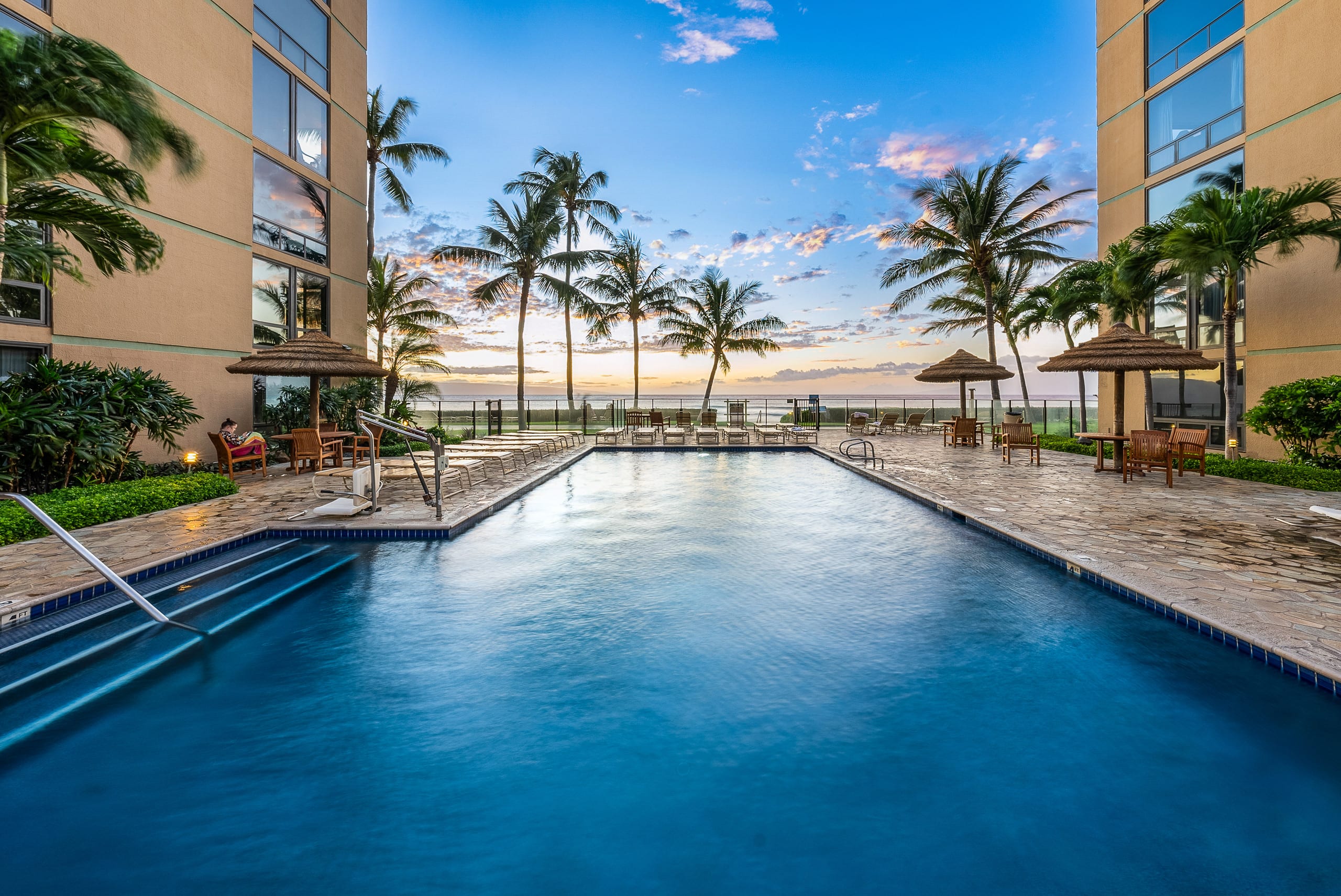 Mahana 1119 Summer Fun at Luxurious OceanFront 2BD - Image 7