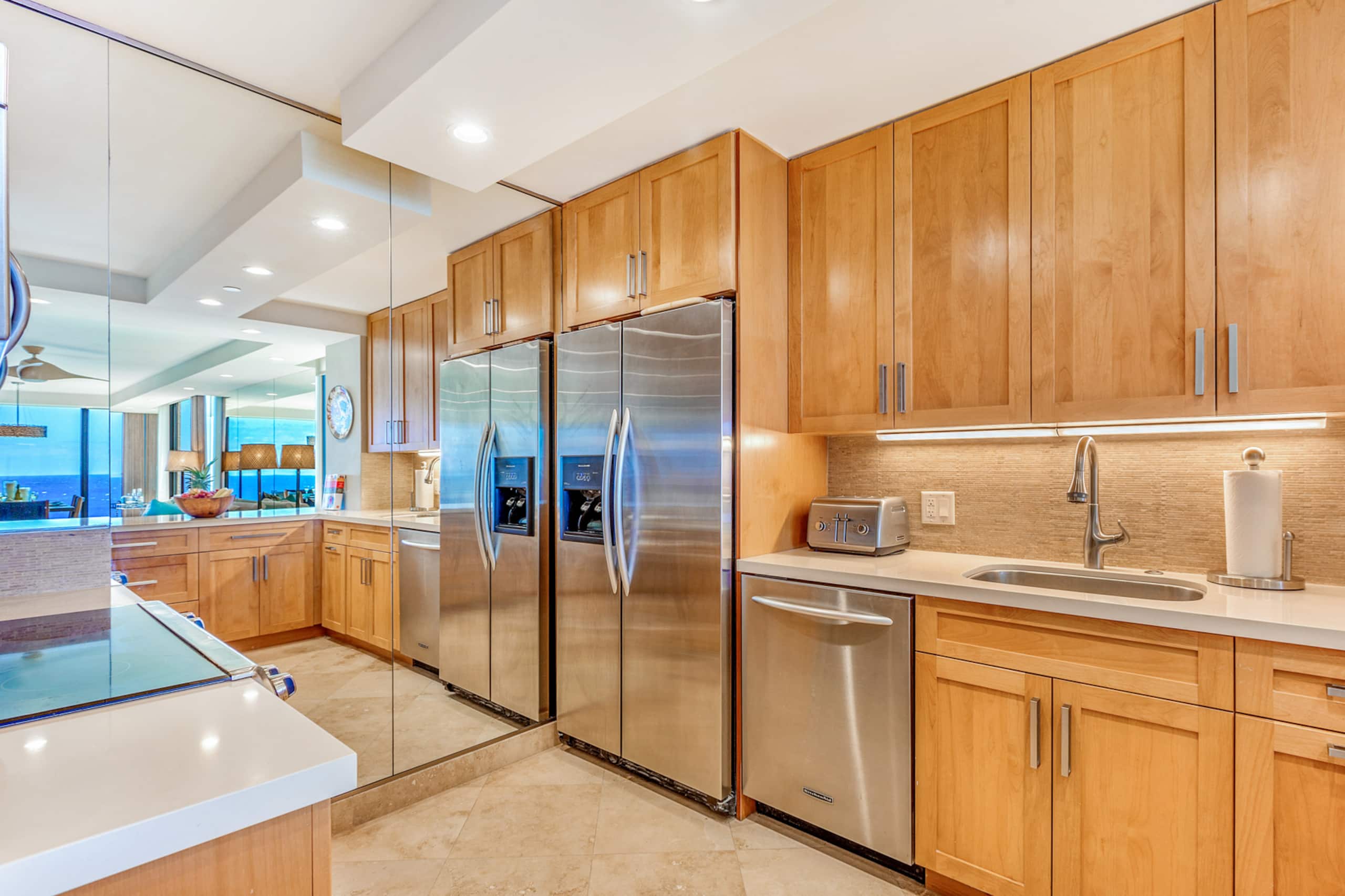 Mahana 1119 Summer Fun at Luxurious OceanFront 2BD - Image 15