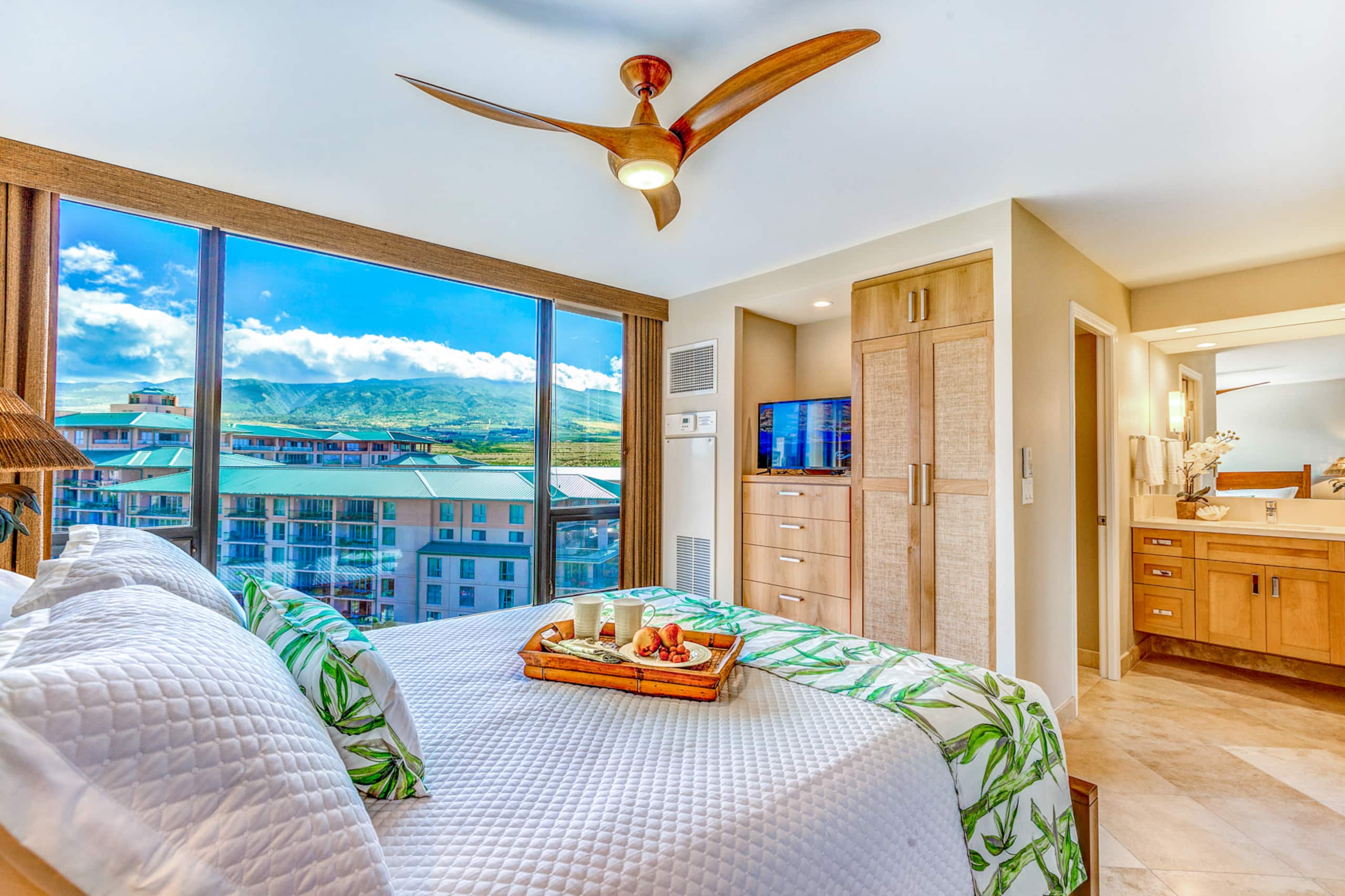 Mahana 1119 Summer Fun at Luxurious OceanFront 2BD - Image 29