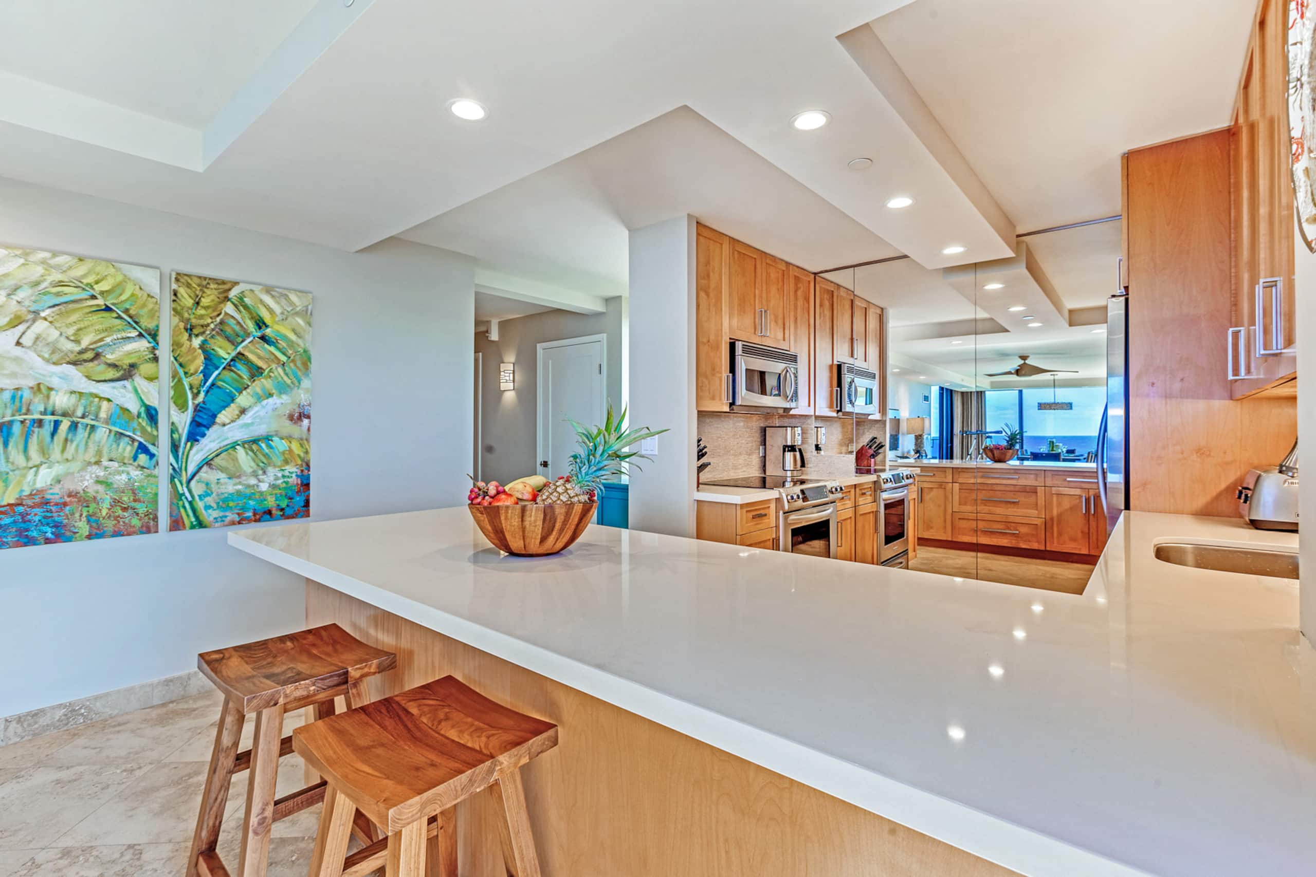 Mahana 1119 Summer Fun at Luxurious OceanFront 2BD - Image 12