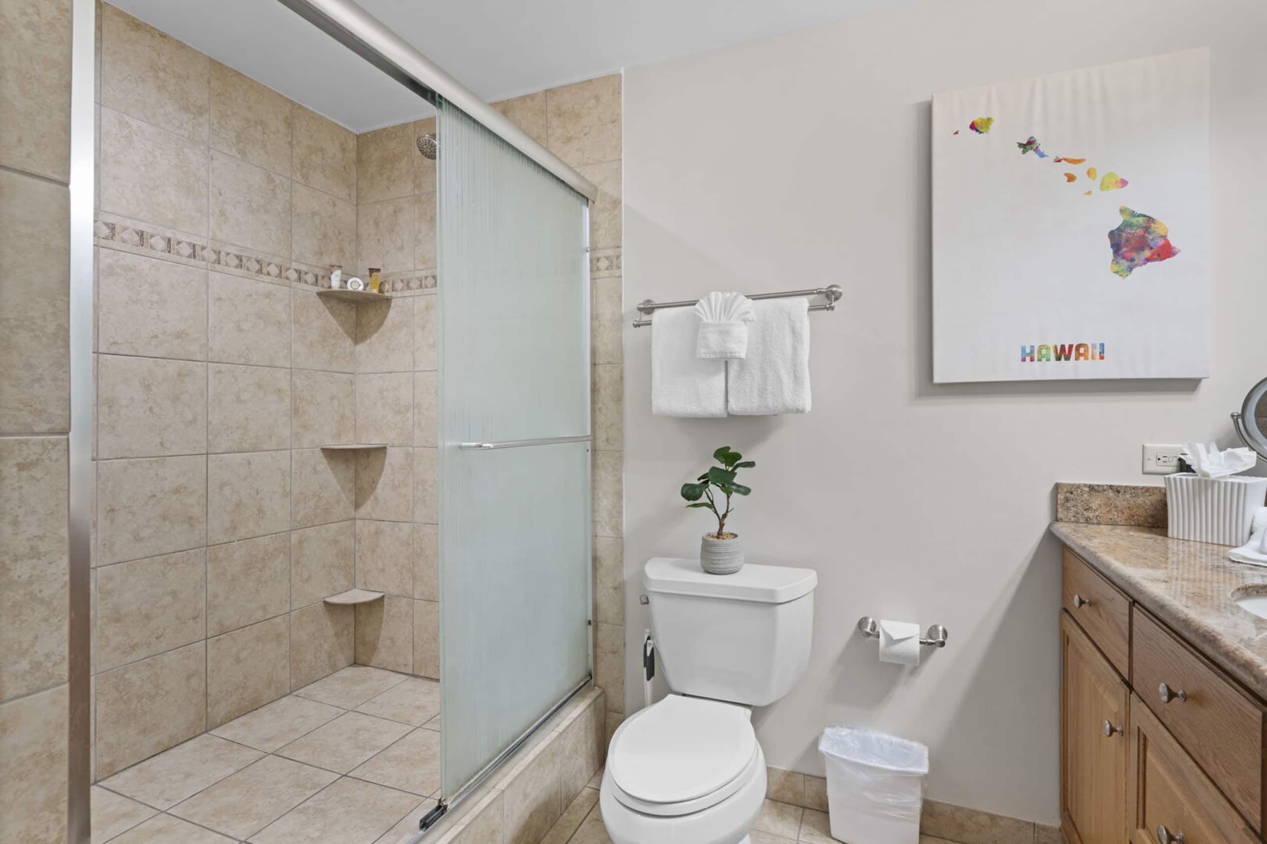 Home in Lahaina · ★4.86 · 2 bedrooms · 2 beds · 2 private baths - Image 20