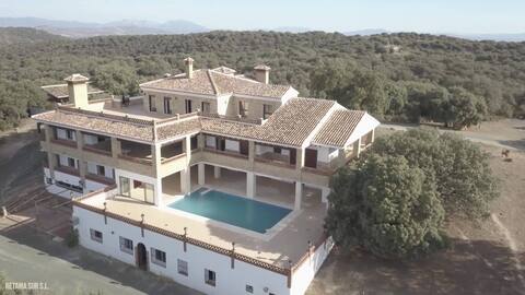 Las Hoyas rural hotel farm