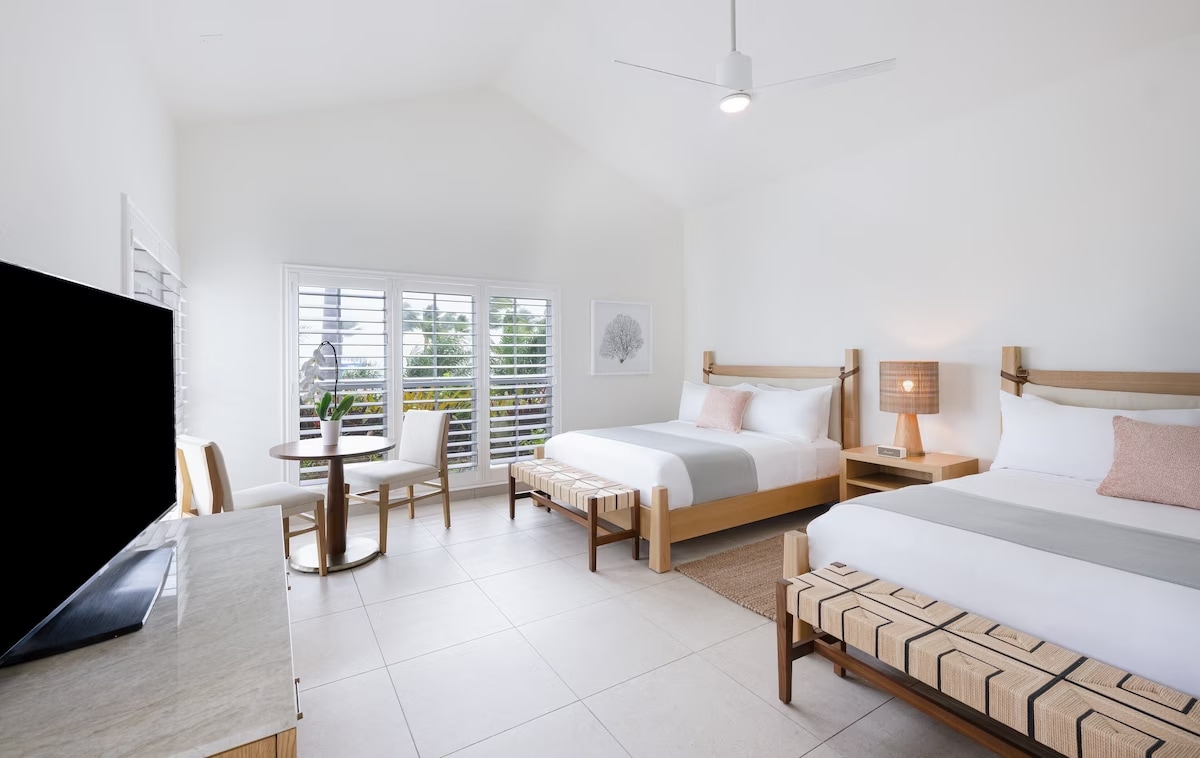 Unit with 2 Queen Beds