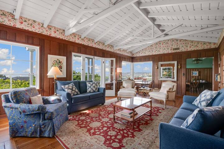 The Porter House – La Jolla Ocean Views | Hot Tub gallery image 3