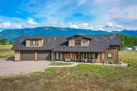 Glacier Homestead Estates - Sweeping Mountain View