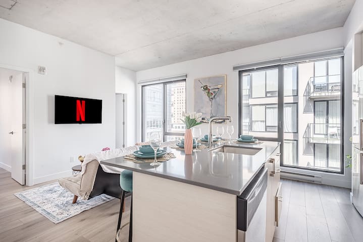 2 Queen Beds- Panoramic View