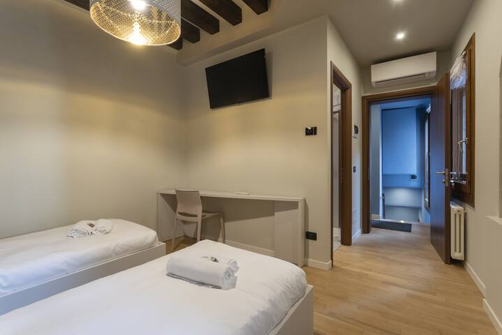 Rialto Prestige Apartment gallery image 3