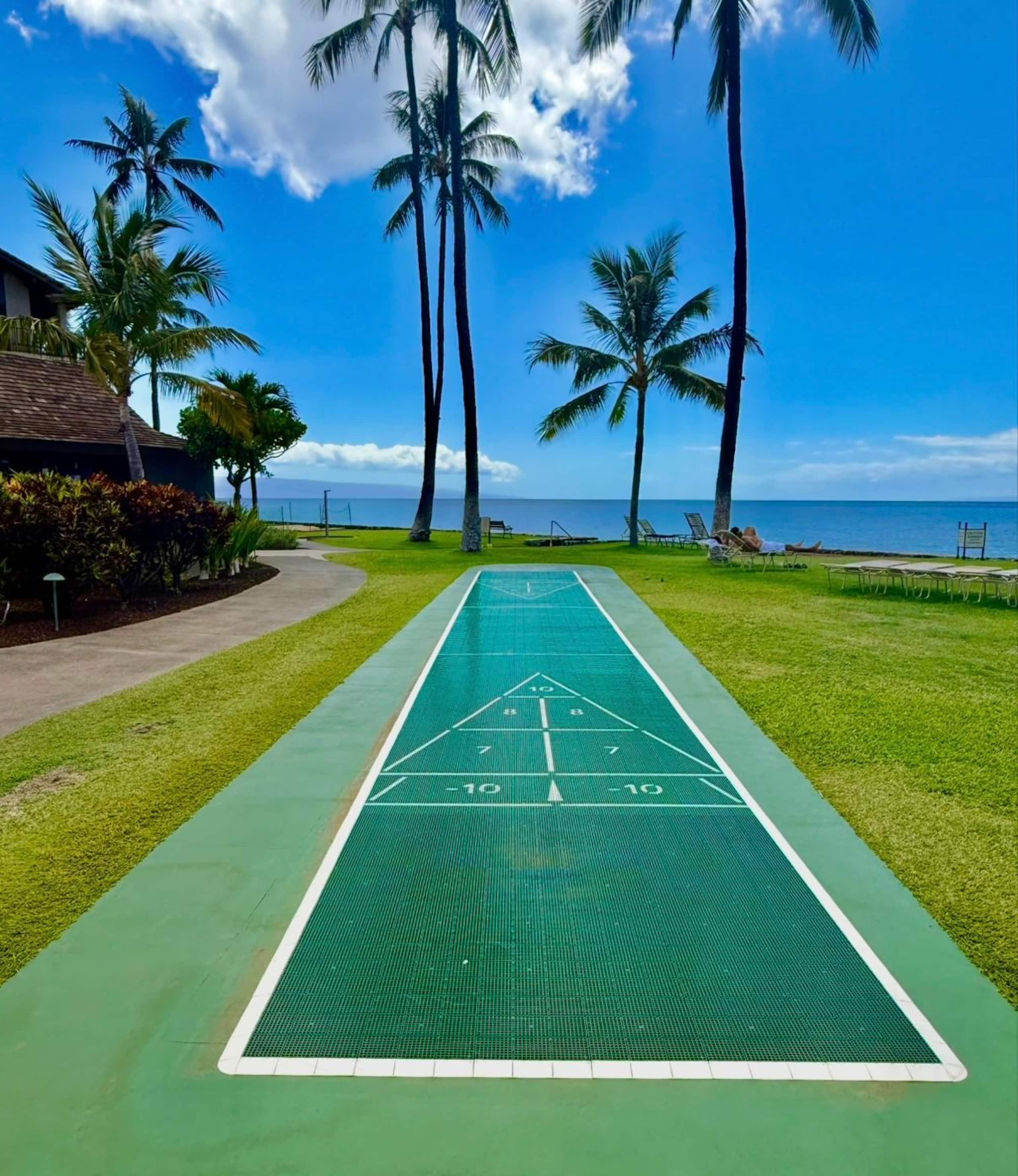 Condo in Lahaina · ★4.91 · 1 bedroom · 2 beds · 1 private bath - Image 26