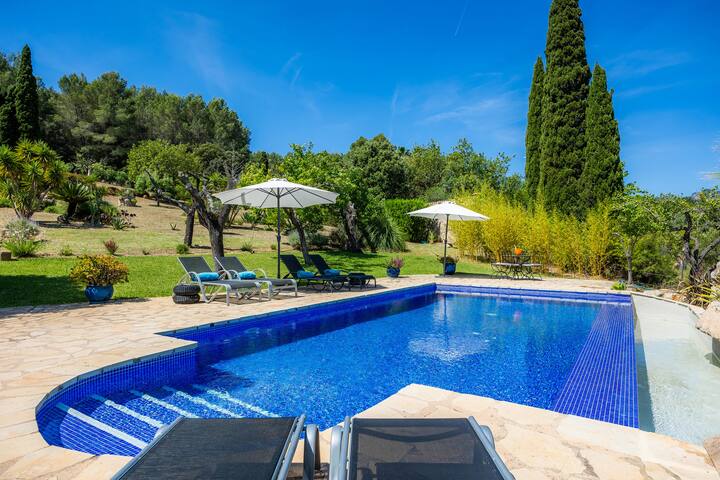 Finca Can Puput gallery image 2