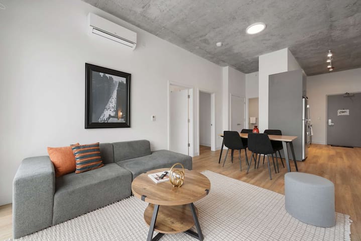 4BR, Steps to Park & Fun, Family-Ready