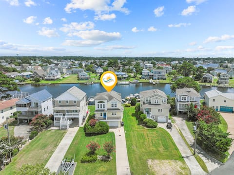 5534 Life of Reilly * Canalfront * Dock