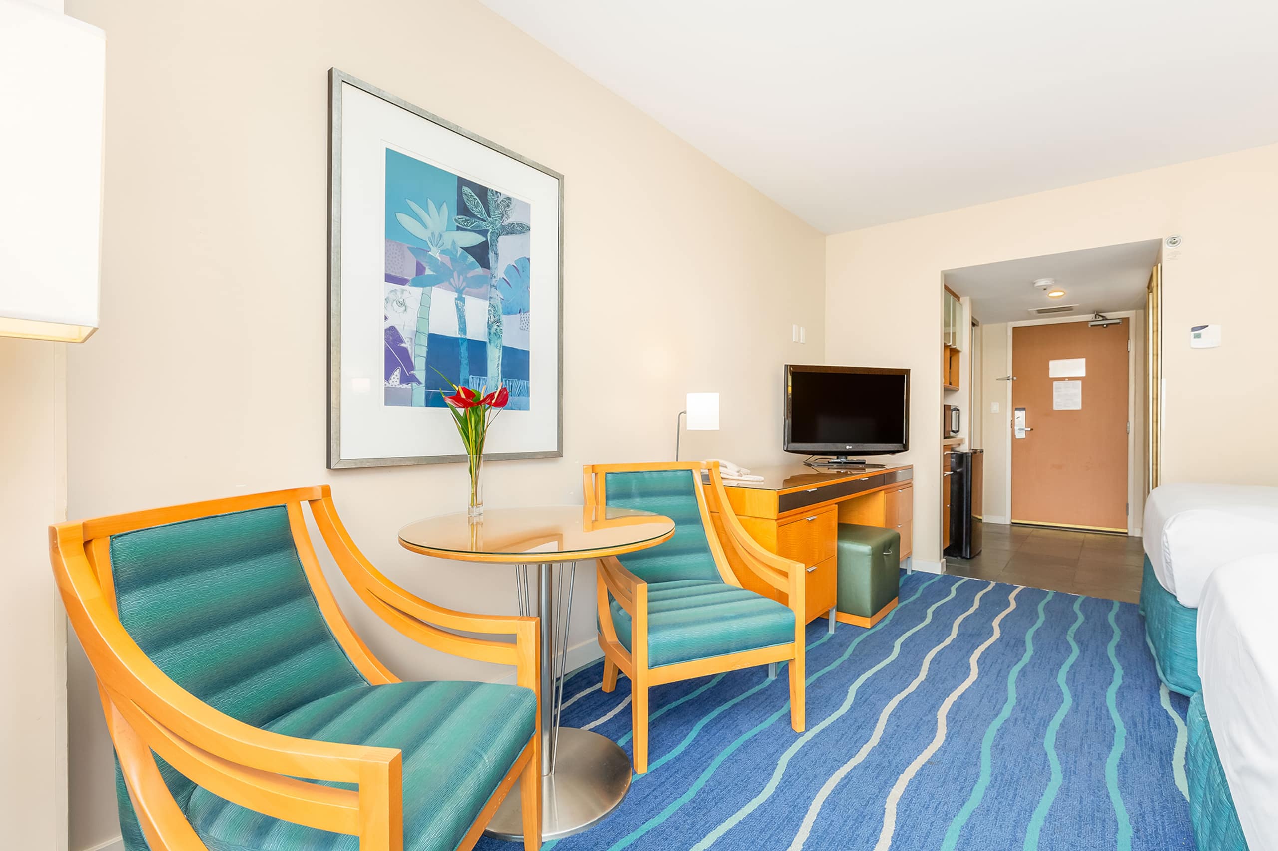 Hotel in Honolulu · ★4.33 · Studio · 2 beds · 1 shared bath - Image 10