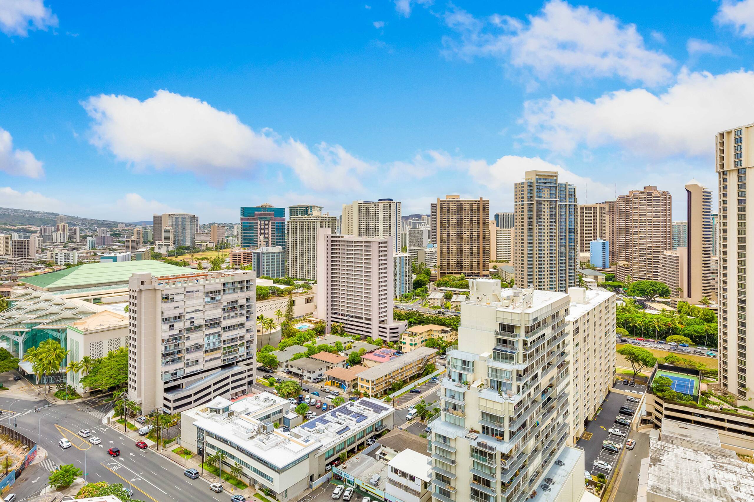 Hotel in Honolulu · ★4.33 · Studio · 2 beds · 1 shared bath - Image 34