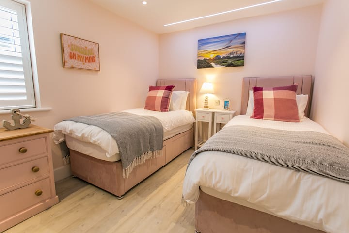 Chambre double au rez-de-chaussée