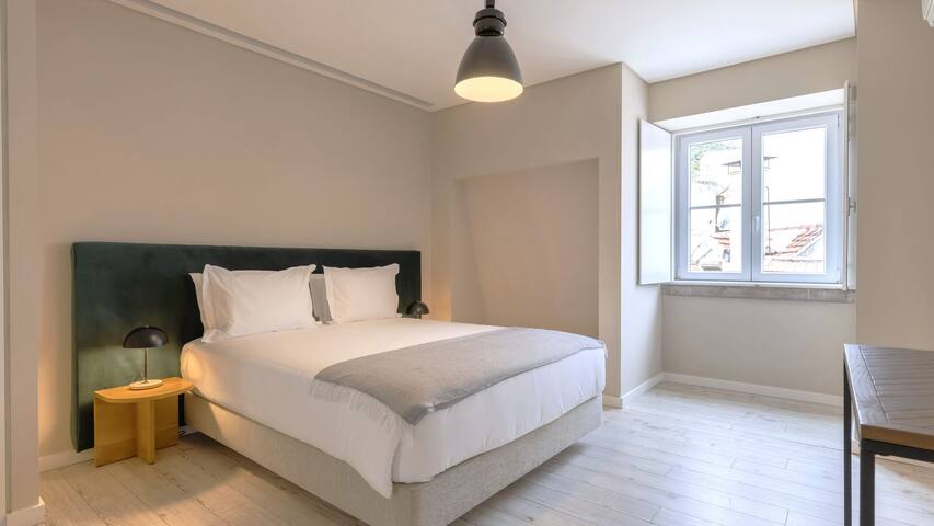 Carmo 43 | Apartment 403 gallery image 3