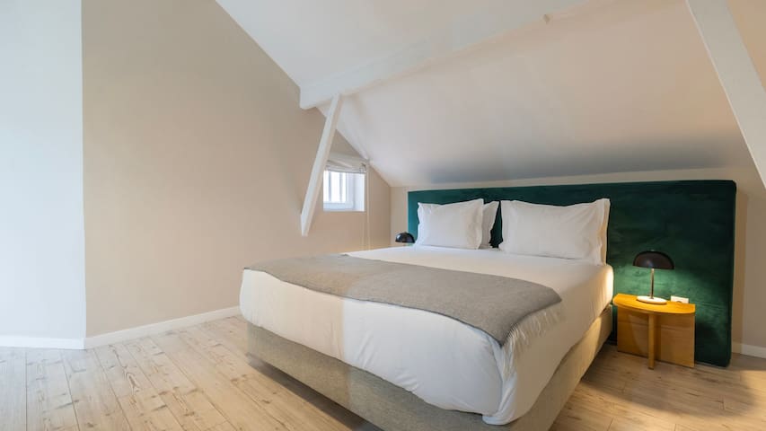 Carmo 43 | Apartment 403 gallery image 5