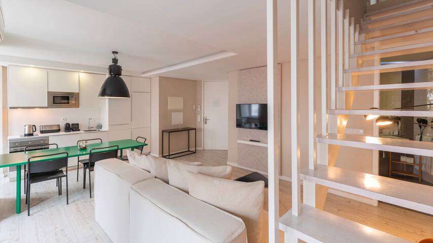 Carmo 43 | Apartment 403 gallery image 2