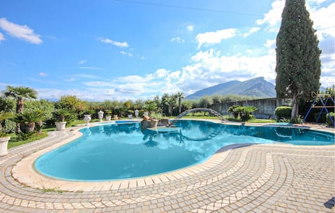 Stunning home in Capaccio with WiFi