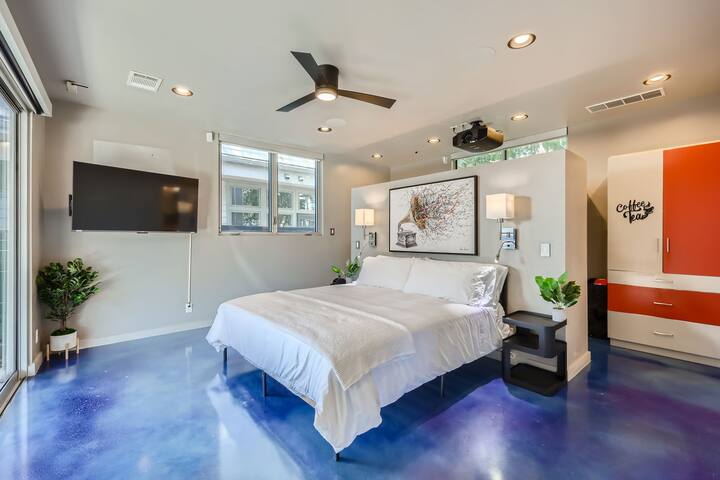3BR, Hot Tub, Hypedome, 3-min to Downtown Austin gallery image 5