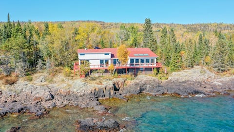 Njordhaus - Beautifully Cabin on Lake Superior