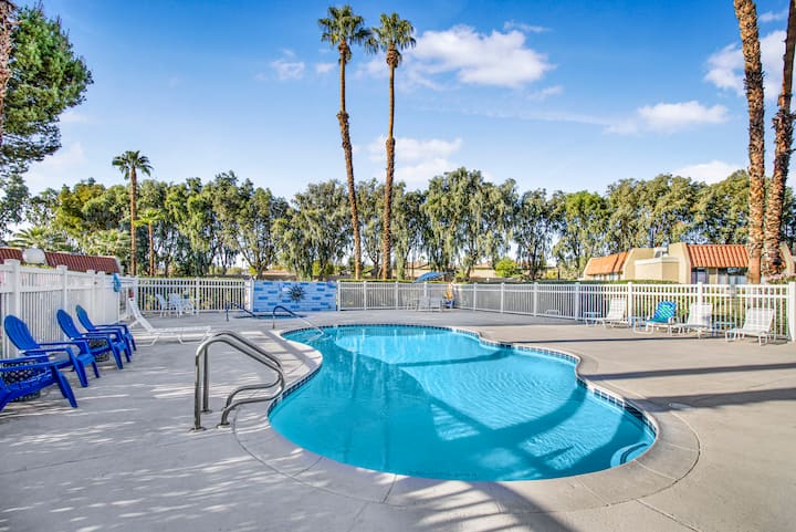 Cozy End Unit 3 Bdr Condo - Rancho Mirage