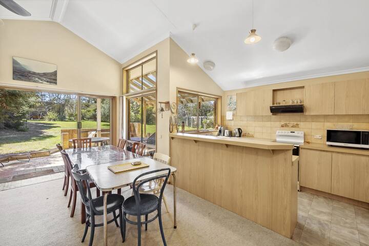 Roadknight on Eleventh gallery image 4