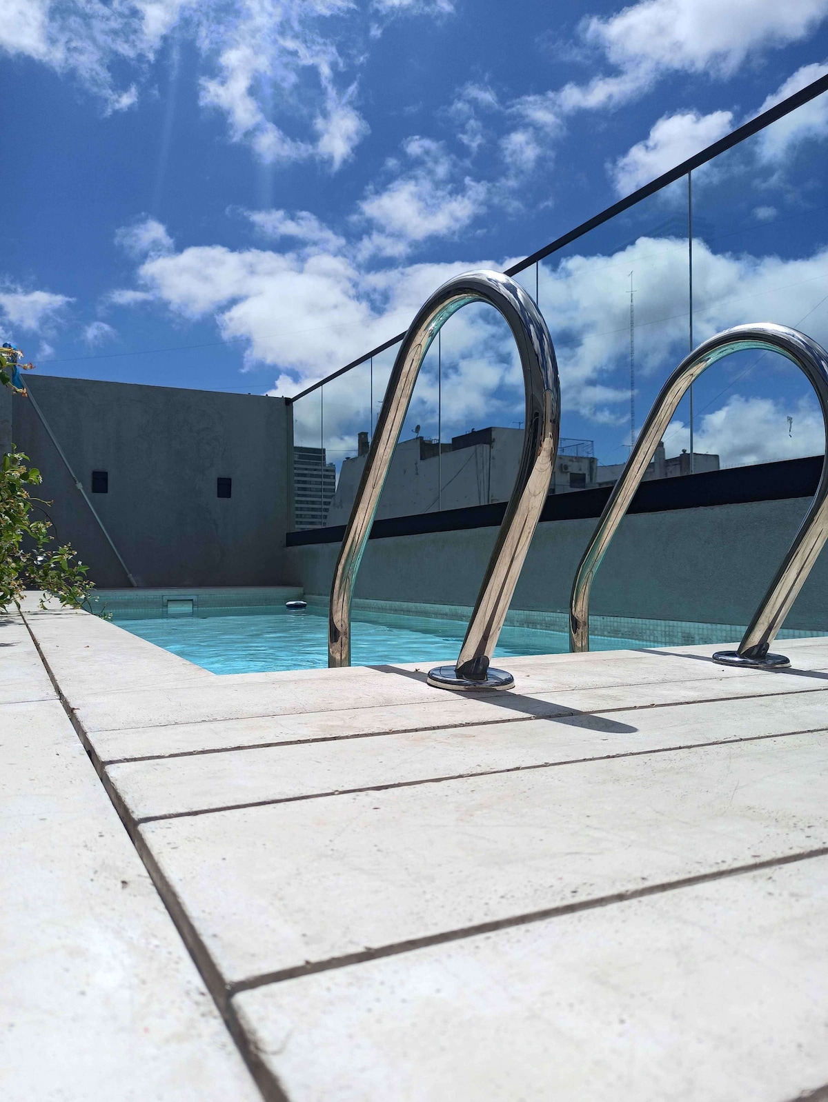 Top Airbnb: 34- Beautiful and Modern Studio with Pool /Palermo en Comuna 2