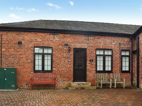 Salmon Leap Cottage 1 - UK48206