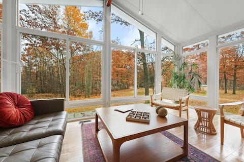 Hot Tub, Spa Bath, Dog Friendly, Modern Farmhouse