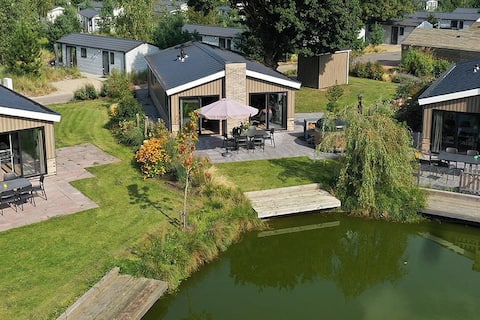 Hackfort Hot Tub 6 | EuroParcs Zuiderzee